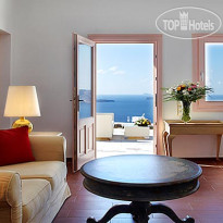 CSky Hotel Santorini Luxury Journey