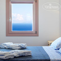 CSky Hotel Santorini Luxury Journey