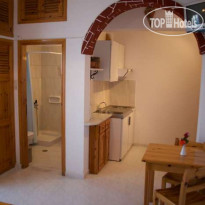 Vallas Apartments & Houses
