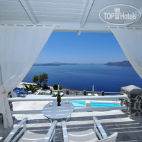 Oia Suites 