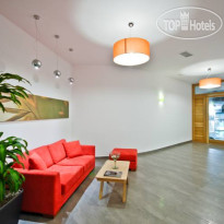 Xenia Вестибюль