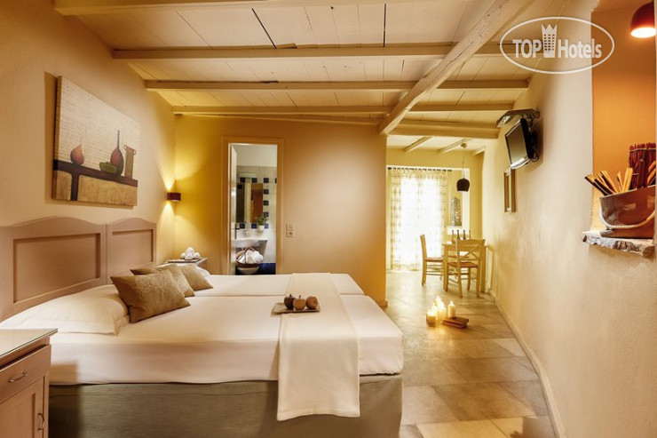 New photos from tourists Kalergis Studios 