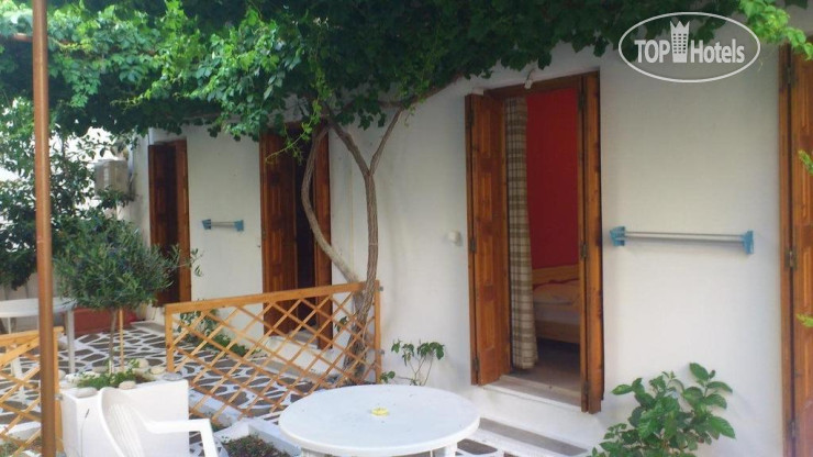 Фотографии отеля  Alpha Studios 