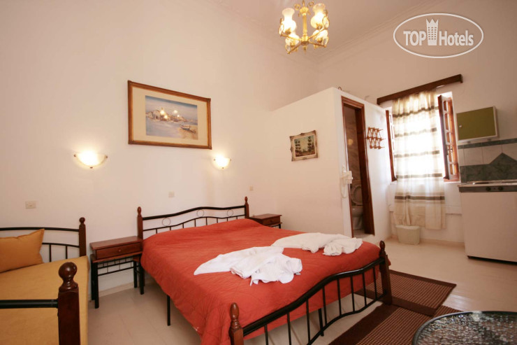 New photos from tourists Bourgos Studios 