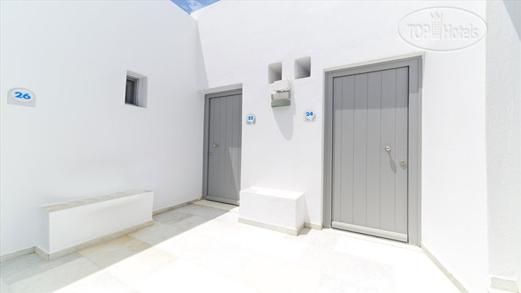 New photos from tourists Korali Palace Studios 