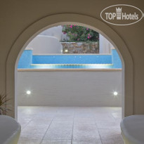 Kouros Art Hotel