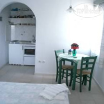 Escapeland Studios & APT 