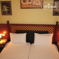 Parthenon Hotel