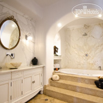 Cycladic Gem