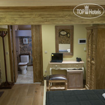 Alexandros Guesthouse