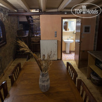 Alexandros Guesthouse