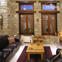 Ef Zin Studios & Suites