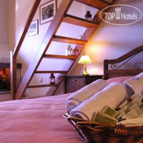 Ef Zin Studios & Suites