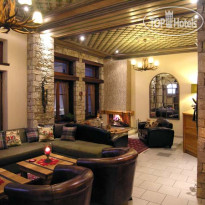 Ef Zin Studios & Suites