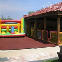 Anassa Studios