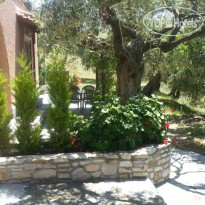 Giola Bungalows Sirines