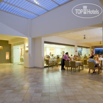 Alea Hotel & Suites