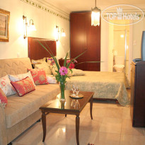 Enavlion Junior Suite