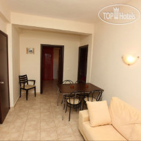 Pefkari Beach Studios