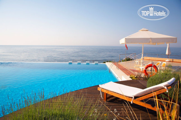 New photos from tourists Ramada Plaza Thraki 5*