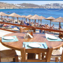 Manoulas Beach