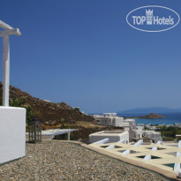 Mr & Mrs White Mykonos