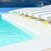 Mykonos Pantheon 