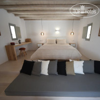 Myconian Crown Suites 