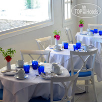 Petinos Beach Breakfast