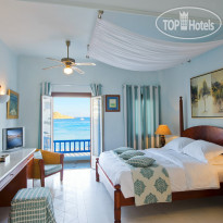 Petinos Beach Accommodation