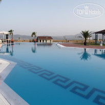 Ioannou Resort Бассейн