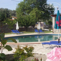 Calma Cottages