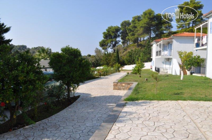 New photos from tourists Marialena Village
