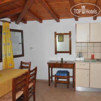 Maraki Villa