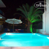 Marlton Hotel 