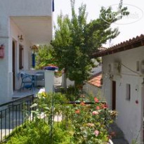 Fengeros Village