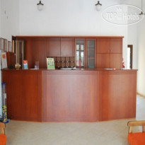 Eye Q Resort 