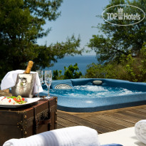Aegean Suites Hotel