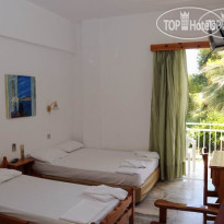 Zontanos Studios & Appartments 