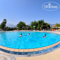 Pericles Бассейн