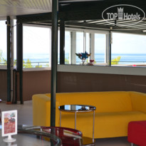 San Lorenzo Village Холл