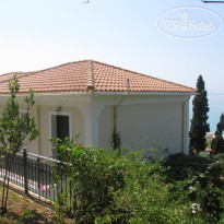 Miloni Studios Отель