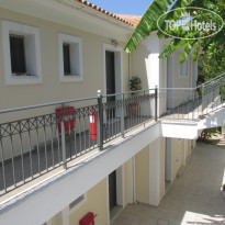 Miloni Studios Отель