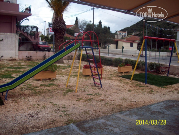 New photos from tourists Ionis Hotel 2*