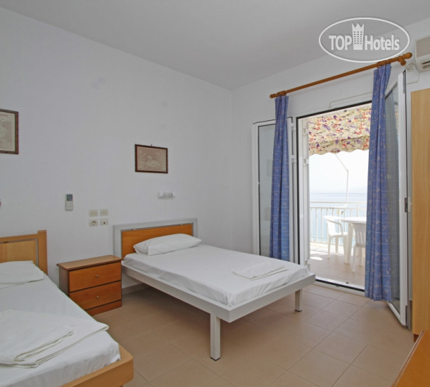 Hotelier's photos Rosas Beach Studios