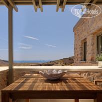 Themonies Luxury Suites 