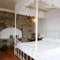 Theologos Houses