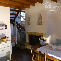 Theologos Houses