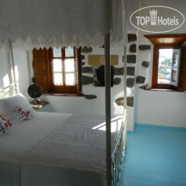 Theologos Houses
