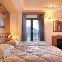 Anesis Hotel